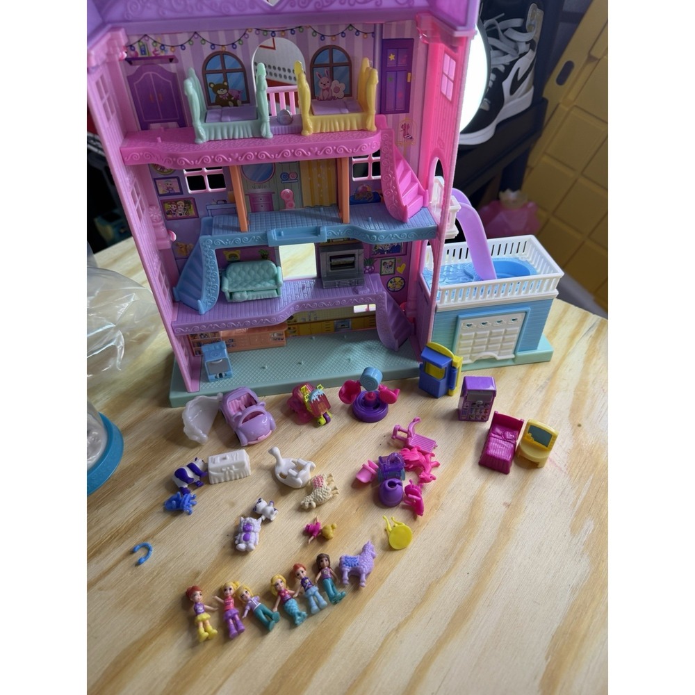 Polly Pocket Micro Dollhouse w Pool Slide Dolls Pets Furniture Huge Lot‎ Mattel